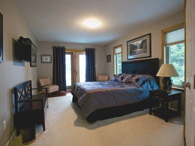 Sunny Slope Bed and Breakfast West Bedroom