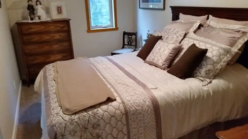 Sunny Slope Bed and Breakfast North Bedroom